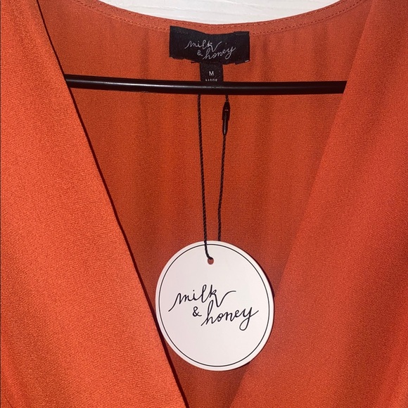 MILK & HONEY Ruffled V-Neck Blouse - Vibrant Orange NWTs - Picture 9 of 10